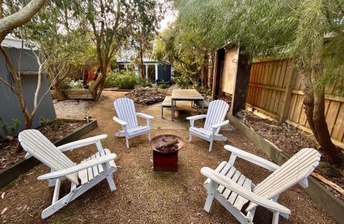 Inverloch House | Bayview Escape - 3 bedroom, linen included, pet friendly!