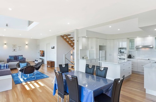 Narooma House | Bayview Ringlands - Enjoy this relaxing escape
