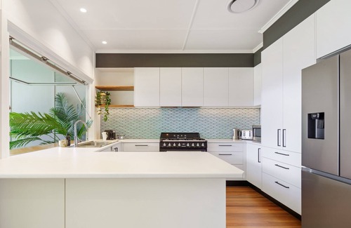 Moffat Beach House | Beach Bliss at Moffat Beach