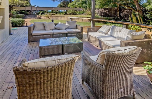 Cowes House | Beachfront Lover's Walk in Cowes with beach access.