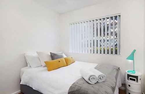 Terrigal Apartment | Beachfront Terrigal - across from the beach