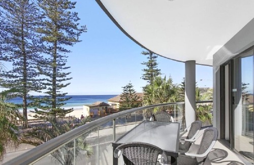 Manly Apartment | BEACHSIDE BEAUTY IN MANLY - APT 12