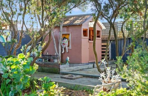 Tootgarook House | Beachside SandDunes Villa Waterslide Gas Heat Pool