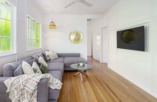Moffat Beach House | Beachy Bliss at Moffat Beach