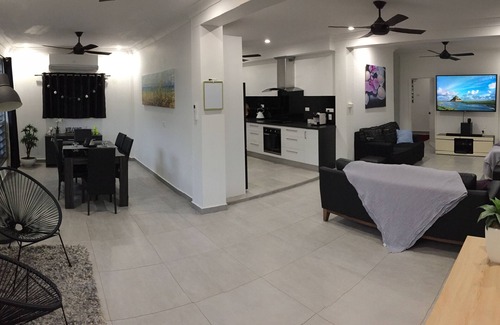 Wanguri House | Beautifully renovated tropical oasis in Wanguri - with 3 turtles 🐢 🐢