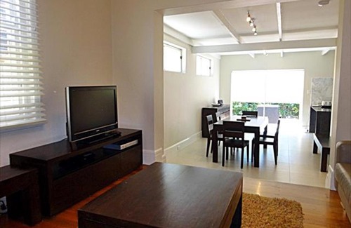 Cammeray Apartment | Beautifully Renovated Three Bedroom Home in Cammeray - CAMM3