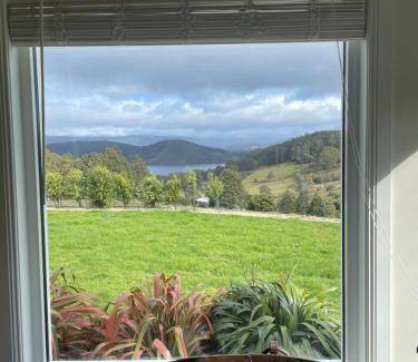 Wattle Grove Bed & Breakfast | Bed and breakfast