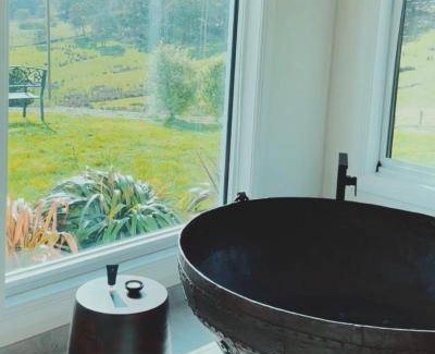 Wattle Grove Bed & Breakfast | Bed and breakfast