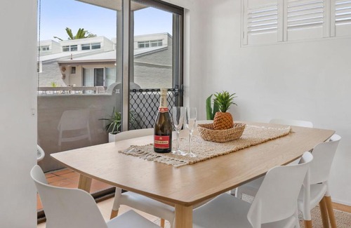 Noosa Heads Apartment | Belmondos Unit 4 Noosa Parade 81