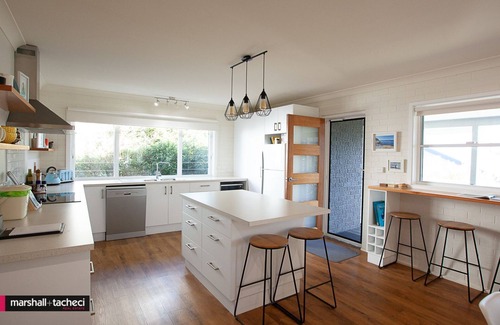 Bermagui House | Blue Pool Hideaway: 7 Scenic Drive