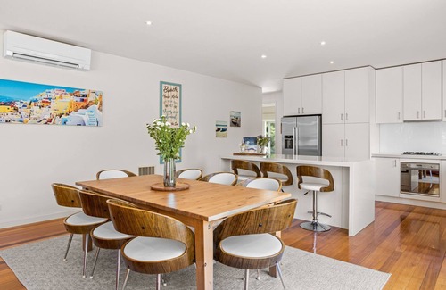 Rye House | Bluetopia - Contemporary coastal beach house with solar heated pool