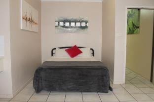 Cairns North Hostel | Bohemia Resort Cairns