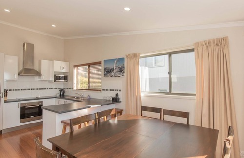 Jindabyne House | Boronia - 4/30 Nettin Circuit
