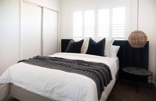 Yarrawonga House | Brand new 4 bedroom home with Golf Views