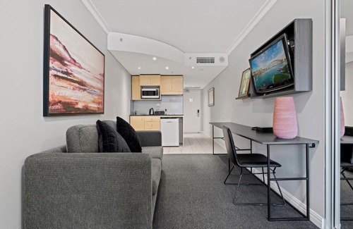 Haymarket Apartment | Bright City Abode