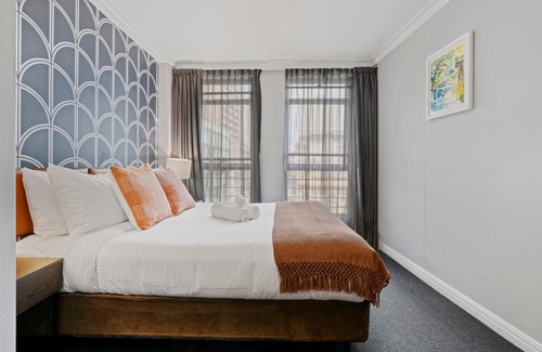 Haymarket Apartment | Bright City Abode