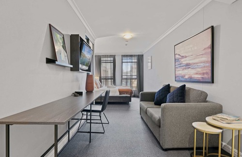 Haymarket Apartment | Bright City Abode Sum