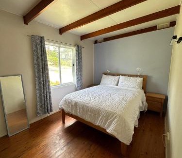 Vincentia House | By the Bay Beach Shack