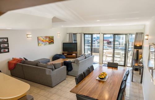 Byron Bay Apartment | Byron Bay Accom - 2/8 Lawson St - Solace 2