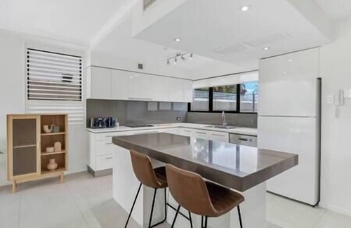 Cairns North Apartment | Cairns City Esplanade apartment @ Northshore