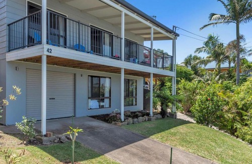 Burrill Lake House | Canberra Cres 42 Burrill Lake