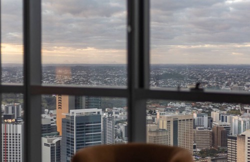Brisbane Central Business District Apartment | Casino Haus | Stunning River and City Views