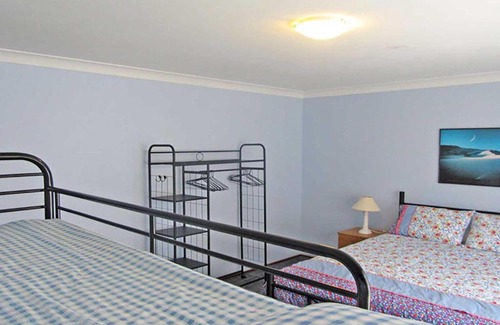 Nelson Bay House | Catalina Air conditioned large home with boat parking