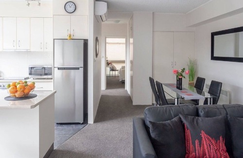 Armidale City Centre House | Central Park Boutique Apartment