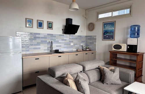 Faaa Apartment | Charming 1-bedroom apartment in lovely Papeete entrance.