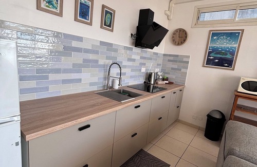 Faaa Apartment | Charming 1-bedroom apartment in lovely Papeete entrance.
