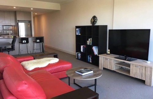 Sydney Olympic Park Apartment | City View 2BR APT @ Olympic Park | FREE PARKING
