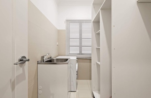 Caves Beach House | Coastal Cues at Caves Beach