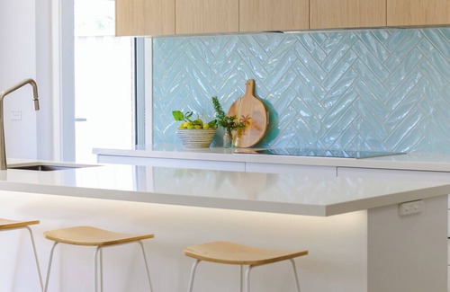 Dromana House | Coastal Dreams - 4pm check out Sundays*