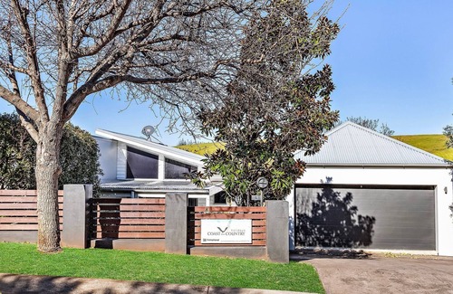Gerringong House | Cooke's Haven - Ocean Views