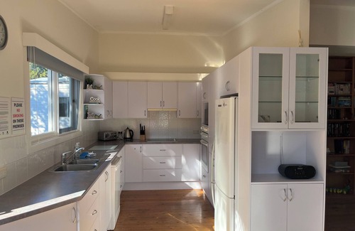 Kiama House | COTTAGE ON PARK: Backs onto Park, leads to Beach
