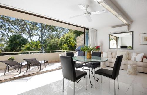 Noosa Heads House | Cove Point 2 Ocean Views