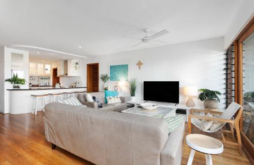 Noosa Heads Apartment | Cove Point