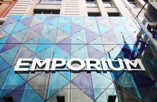 Melbourne Central Business District Apartment | Cozy 2BR Apt Next to Victoria Market + City Views