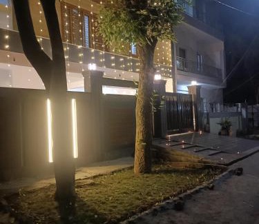 Greater Noida House | Cozy and Tranquil nest with wifi and homely care