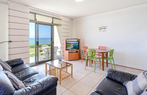 Yamba Apartment | Craigmore On The Beach Unit 4 - ground floor with views