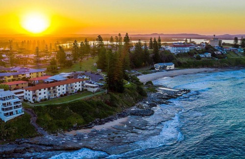 Yamba Apartment | Craigmore On The Beach Unit 4 - ground floor with views