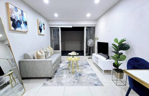 Pyrmont Apartment | Darling Harbor Retreat walk 5 min to the Casino