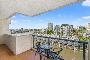 Kangaroo Point Apartment | Dockside Brisbane