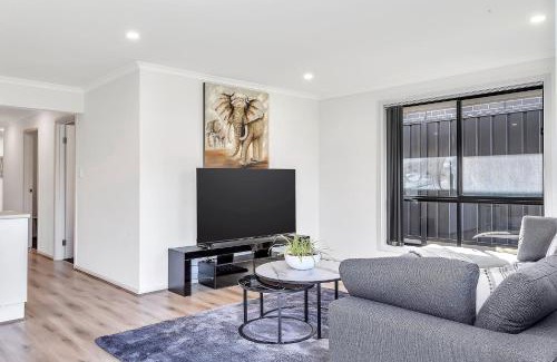 Salisbury East House | East Haven Creek