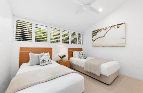 Noosa Heads House | Elegant Family Retreat, Little Cove