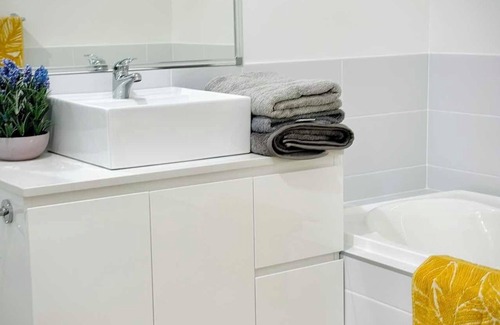 Edmondson Park House | Entire home in Edmondson Park, Australia