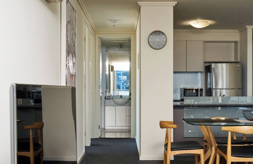 Southbank House | Exclusive Stays - Sentinel V