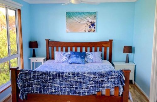 Falcon House | Falcon Bay Family Retreat