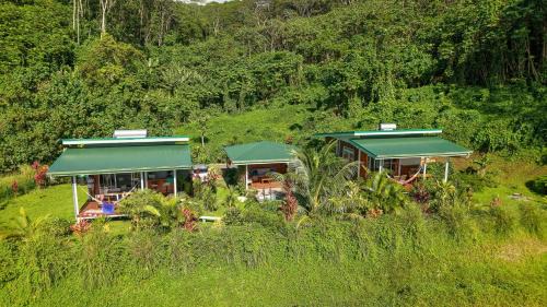 Teahupoo Apartment | Fare JUANITA PITI