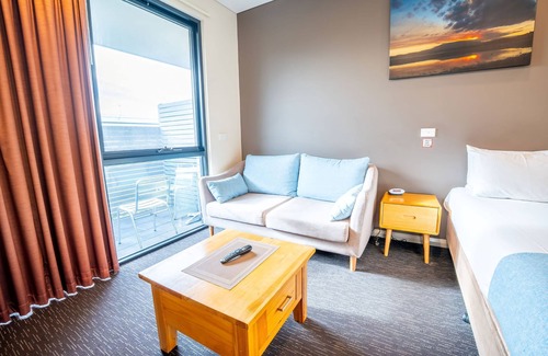 Lauderdale Hotel | Foreshore Hotel
